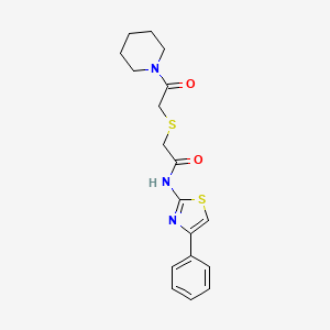molecular formula C18H21N3O2S2 B2607261 2-((2-氧代-2-(哌啶-1-基)乙基)硫代)-N-(4-苯并噻唑-2-基)乙酰胺 CAS No. 681222-18-4