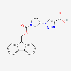 1-(1-{[(9H-fluoren-9-yl)methoxy]carbonyl}pyrrolidin-3-yl)-1H-1,2,3-triazole-4-carboxylic acid