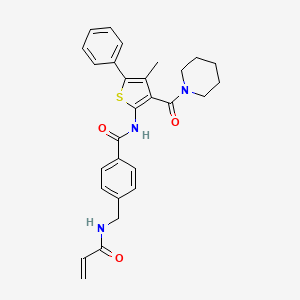 molecular formula C28H29N3O3S B2607495 N-[4-methyl-5-phenyl-3-(piperidine-1-carbonyl)thiophen-2-yl]-4-[(prop-2-enamido)methyl]benzamide CAS No. 1647940-02-0
