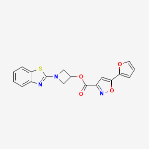 molecular formula C18H13N3O4S B2607943 1-(苯并[d]噻唑-2-基)氮杂环丁-3-基 5-(呋喃-2-基)异恶唑-3-羧酸酯 CAS No. 1396861-04-3