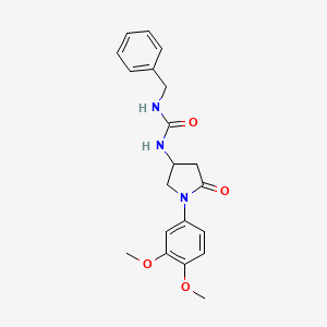 molecular formula C20H23N3O4 B2609160 1-Benzyl-3-(1-(3,4-dimethoxyphenyl)-5-oxopyrrolidin-3-yl)urea CAS No. 894017-08-4