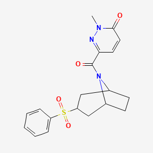 molecular formula C19H21N3O4S B2610081 2-甲基-6-((1R,5S)-3-(苯磺酰基)-8-氮杂双环[3.2.1]辛烷-8-羰基)吡啶嗪-3(2H)-酮 CAS No. 1448131-25-6