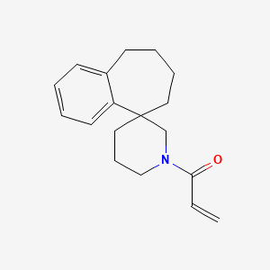 molecular formula C18H23NO B2610101 1-Spiro[6,7,8,9-tetrahydrobenzo[7]annulene-5,3'-piperidine]-1'-ylprop-2-en-1-one CAS No. 2196449-10-0
