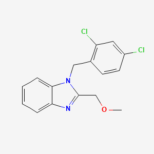 molecular formula C16H14Cl2N2O B2610984 1-[(2,4-Dichlorophenyl)methyl]-2-(methoxymethyl)benzimidazole CAS No. 638140-95-1