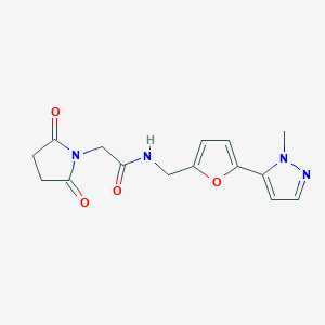 molecular formula C15H16N4O4 B2611624 2-(2,5-Dioxopyrrolidin-1-yl)-N-[[5-(2-methylpyrazol-3-yl)furan-2-yl]methyl]acetamide CAS No. 2415473-19-5