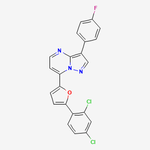 molecular formula C22H12Cl2FN3O B2612108 7-[5-(2,4-Dichlorophenyl)-2-furyl]-3-(4-fluorophenyl)pyrazolo[1,5-a]pyrimidine CAS No. 685107-24-8