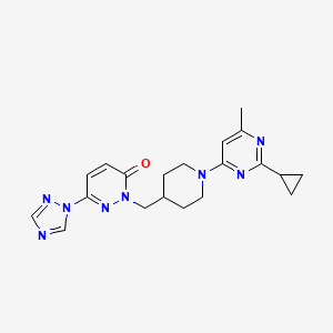 molecular formula C20H24N8O B2613589 2-{[1-(2-环丙基-6-甲基嘧啶-4-基)哌啶-4-基]甲基}-6-(1H-1,2,4-三唑-1-基)-2,3-二氢哒嗪-3-酮 CAS No. 2195951-73-4