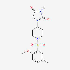 1-(1-((2-Methoxy-5-methylphenyl)sulfonyl)piperidin-4-yl)-3-methylimidazolidine-2,4-dione