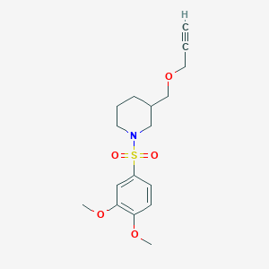 molecular formula C17H23NO5S B2613922 1-((3,4-二甲氧苯基)磺酰基)-3-((丙-2-炔-1-yloxy)甲基)哌啶 CAS No. 1251550-52-3