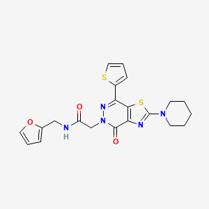 molecular formula C21H21N5O3S2 B2614417 N-(furan-2-ylmethyl)-2-(4-oxo-2-(piperidin-1-yl)-7-(thiophen-2-yl)thiazolo[4,5-d]pyridazin-5(4H)-yl)acetamide CAS No. 1105234-24-9