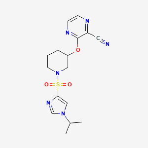 molecular formula C16H20N6O3S B2614453 3-((1-((1-异丙基-1H-咪唑-4-基)磺酰基)哌啶-3-基)氧基)吡嗪-2-腈 CAS No. 2034436-51-4