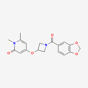 molecular formula C18H18N2O5 B2614549 4-((1-(benzo[d][1,3]dioxole-5-carbonyl)azetidin-3-yl)oxy)-1,6-dimethylpyridin-2(1H)-one CAS No. 2034289-19-3