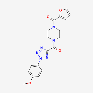 molecular formula C18H18N6O4 B2615462 （4-(呋喃-2-羰基)哌嗪-1-基)（2-(4-甲氧基苯基)-2H-四唑-5-基)甲酮 CAS No. 1396583-90-6