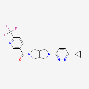 molecular formula C20H20F3N5O B2615746 [2-(6-Cyclopropylpyridazin-3-yl)-1,3,3a,4,6,6a-hexahydropyrrolo[3,4-c]pyrrol-5-yl]-[6-(trifluoromethyl)pyridin-3-yl]methanone CAS No. 2415631-47-7