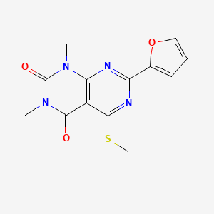 molecular formula C14H14N4O3S B2615770 5-Ethylsulfanyl-7-(furan-2-yl)-1,3-dimethylpyrimido[4,5-d]pyrimidine-2,4-dione CAS No. 863003-54-7