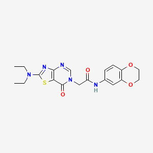 molecular formula C19H21N5O4S B2615808 2-(2-(diethylamino)-7-oxothiazolo[4,5-d]pyrimidin-6(7H)-yl)-N-(2,3-dihydrobenzo[b][1,4]dioxin-6-yl)acetamide CAS No. 1224013-84-6