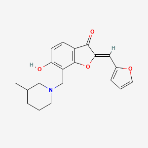 (Z)-2-(furan-2-ylmethylene)-6-hydroxy-7-((3-methylpiperidin-1-yl)methyl)benzofuran-3(2H)-one
