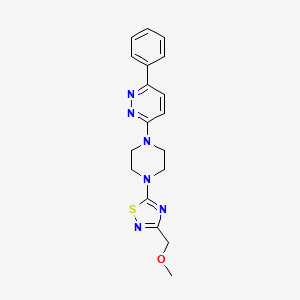 molecular formula C18H20N6OS B2616946 3-(Methoxymethyl)-5-[4-(6-phenylpyridazin-3-yl)piperazin-1-yl]-1,2,4-thiadiazole CAS No. 2380086-56-4