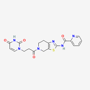 molecular formula C19H18N6O4S B2617273 N-(5-(3-(2,4-二氧代-3,4-二氢嘧啶-1(2H)-基)丙酰)-4,5,6,7-四氢噻唑并[5,4-c]吡啶-2-基)吡啶甲酰胺 CAS No. 1421517-35-2