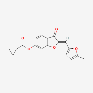 molecular formula C18H14O5 B2617550 (Z)-2-((5-methylfuran-2-yl)methylene)-3-oxo-2,3-dihydrobenzofuran-6-yl cyclopropanecarboxylate CAS No. 622800-18-4