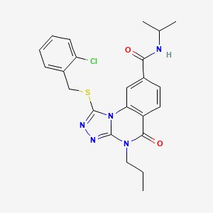 molecular formula C23H24ClN5O2S B2617551 1-((2-chlorobenzyl)thio)-N-isopropyl-5-oxo-4-propyl-4,5-dihydro-[1,2,4]triazolo[4,3-a]quinazoline-8-carboxamide CAS No. 1114830-13-5
