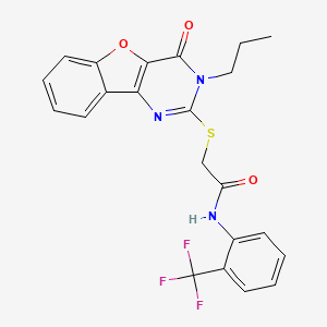 molecular formula C22H18F3N3O3S B2618117 2-[(4-oxo-3-propyl-3,4-dihydro[1]benzofuro[3,2-d]pyrimidin-2-yl)sulfanyl]-N-[2-(trifluoromethyl)phenyl]acetamide CAS No. 899755-76-1