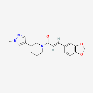 (E)-3-(1,3-Benzodioxol-5-yl)-1-[3-(1-methylpyrazol-4-yl)piperidin-1-yl]prop-2-en-1-one