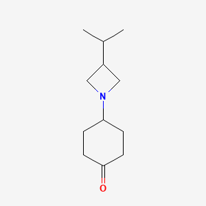 molecular formula C12H21NO B2618943 4-(3-Propan-2-ylazetidin-1-yl)cyclohexan-1-one CAS No. 1507049-47-9