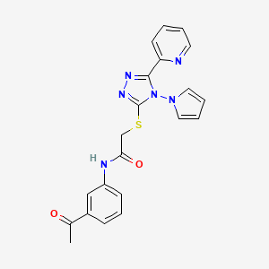 molecular formula C21H18N6O2S B2619433 N-(3-acetylphenyl)-2-{[5-(pyridin-2-yl)-4-(1H-pyrrol-1-yl)-4H-1,2,4-triazol-3-yl]sulfanyl}acetamide CAS No. 886932-04-3