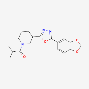 molecular formula C18H21N3O4 B2619803 1-(3-(5-(Benzo[d][1,3]dioxol-5-yl)-1,3,4-oxadiazol-2-yl)piperidin-1-yl)-2-methylpropan-1-one CAS No. 1171058-23-3