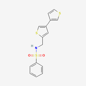 molecular formula C15H13NO2S3 B2620262 N-[(4-Thiophen-3-ylthiophen-2-yl)methyl]benzenesulfonamide CAS No. 2380069-22-5