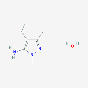 molecular formula C7H15N3O B2620782 4-乙基-1,3-二甲基-1H-吡唑-5-胺水合物 CAS No. 1262771-18-5