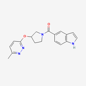 molecular formula C18H18N4O2 B2620793 (1H-吲哚-5-基)(3-((6-甲基嘧啶并哒嗪-3-基)氧基)吡咯烷-1-基)甲酮 CAS No. 2034482-26-1