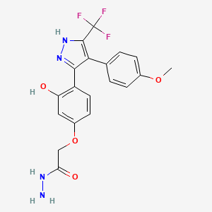 molecular formula C19H17F3N4O4 B2621209 2-(3-hydroxy-4-(4-(4-methoxyphenyl)-5-(trifluoromethyl)-1H-pyrazol-3-yl)phenoxy)acetohydrazide CAS No. 879464-60-5