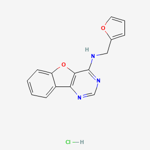 molecular formula C15H12ClN3O2 B2621423 N-(furan-2-ylmethyl)benzofuro[3,2-d]pyrimidin-4-amine hydrochloride CAS No. 1189860-91-0