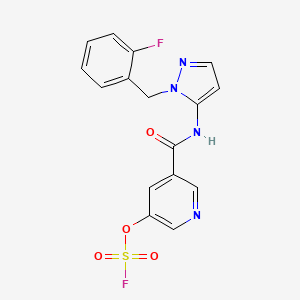 molecular formula C16H12F2N4O4S B2621501 3-[[2-[(2-Fluorophenyl)methyl]pyrazol-3-yl]carbamoyl]-5-fluorosulfonyloxypyridine CAS No. 2411253-29-5