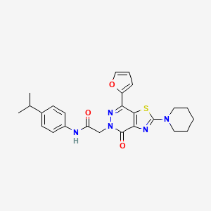 molecular formula C25H27N5O3S B2622479 2-(7-(furan-2-yl)-4-oxo-2-(piperidin-1-yl)thiazolo[4,5-d]pyridazin-5(4H)-yl)-N-(4-isopropylphenyl)acetamide CAS No. 1203269-66-2