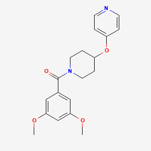 4-{[1-(3,5-dimethoxybenzoyl)piperidin-4-yl]oxy}pyridine