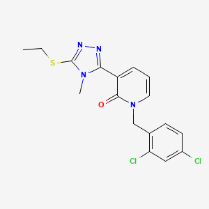 molecular formula C17H16Cl2N4OS B2623952 1-(2,4-dichlorobenzyl)-3-[5-(ethylsulfanyl)-4-methyl-4H-1,2,4-triazol-3-yl]-2(1H)-pyridinone CAS No. 339016-74-9