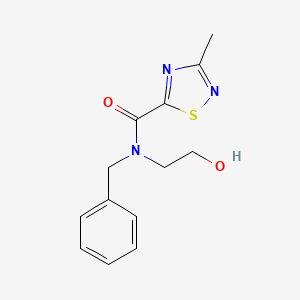 molecular formula C13H15N3O2S B2625064 N-benzyl-N-(2-hydroxyethyl)-3-methyl-1,2,4-thiadiazole-5-carboxamide CAS No. 1448033-99-5