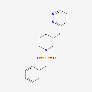 molecular formula C16H19N3O3S B2625388 3-((1-(苯甲酰磺酰基)哌啶-3-基)氧代)吡哒嗪 CAS No. 2034225-60-8