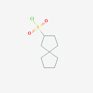 molecular formula C9H15ClO2S B2625788 螺[4.4]壬烷-3-磺酰氯 CAS No. 2260930-68-3