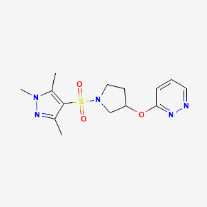 molecular formula C14H19N5O3S B2625827 3-((1-((1,3,5-trimethyl-1H-pyrazol-4-yl)sulfonyl)pyrrolidin-3-yl)oxy)pyridazine CAS No. 2034580-55-5