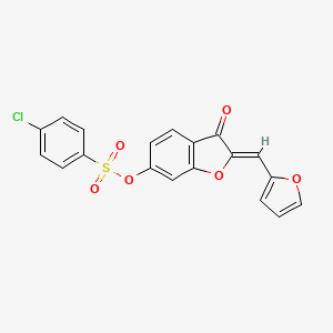 molecular formula C19H11ClO6S B2626453 (Z)-2-(呋喃-2-亚甲基)-3-氧代-2,3-二氢苯并呋喃-6-基 4-氯苯磺酸酯 CAS No. 929411-98-3