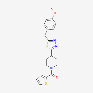 molecular formula C20H21N3O2S2 B2626708 (4-(5-(4-Methoxybenzyl)-1,3,4-thiadiazol-2-yl)piperidin-1-yl)(thiophen-2-yl)methanone CAS No. 1170133-79-5