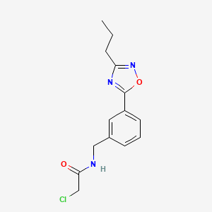 molecular formula C14H16ClN3O2 B2626835 2-Chloro-N-[[3-(3-propyl-1,2,4-oxadiazol-5-yl)phenyl]methyl]acetamide CAS No. 2411284-90-5
