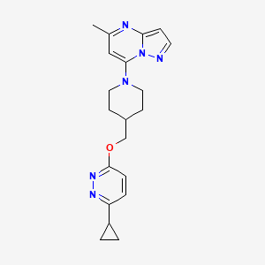 molecular formula C20H24N6O B2626993 7-[4-[(6-Cyclopropylpyridazin-3-yl)oxymethyl]piperidin-1-yl]-5-methylpyrazolo[1,5-a]pyrimidine CAS No. 2379995-88-5