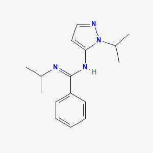 molecular formula C16H22N4 B2627790 N-(丙-2-基)-N'-[1-(丙-2-基)-1H-吡唑-5-基]苯甲酰亚胺酰胺 CAS No. 1006482-12-7