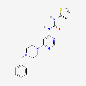 molecular formula C20H22N6OS B2628716 1-(6-(4-苄基哌嗪-1-基)嘧啶-4-基)-3-(噻吩-2-基)脲 CAS No. 1396766-35-0