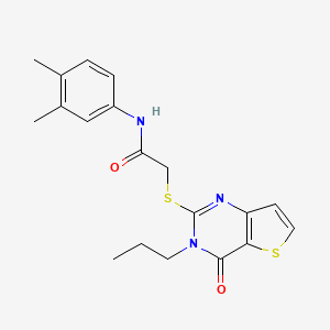 molecular formula C19H21N3O2S2 B2630293 N-(3,4-dimethylphenyl)-2-[(4-oxo-3-propyl-3,4-dihydrothieno[3,2-d]pyrimidin-2-yl)sulfanyl]acetamide CAS No. 1252822-75-5